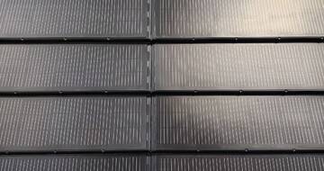 eQube Solární střešní panel Eleganta Black