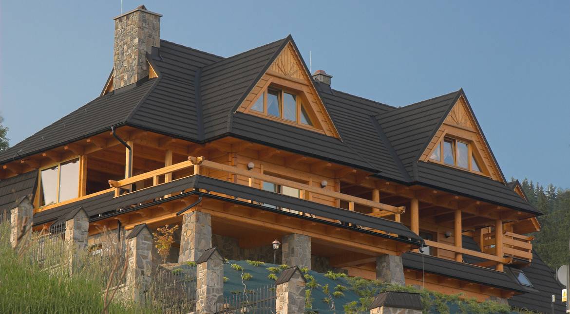 GERARD Corona Antracitová Wooden house references from Poland