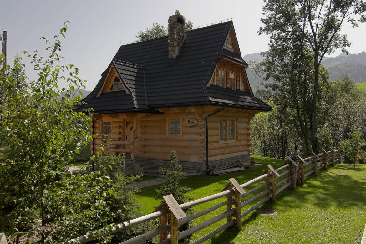 GERARD Corona Antracitová Wooden house references from Poland