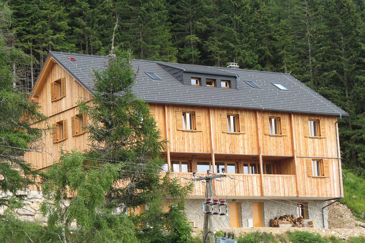 GERARD Alpine Antracitová Slovenia