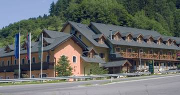 GERARD Senator Eclipse Slovenia