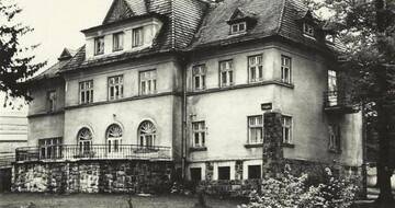 Why Lightweight Roofing Matters in Historic Reroofing Projects?