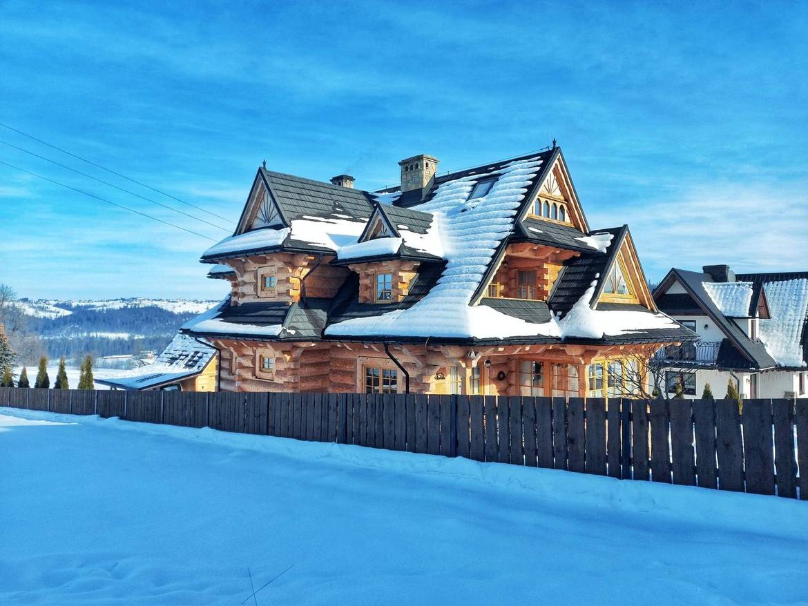 What shall I check on my roof during winter?