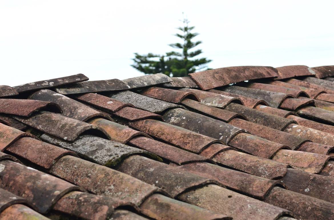 The history of roofs (development and concepts from the olden times until today)