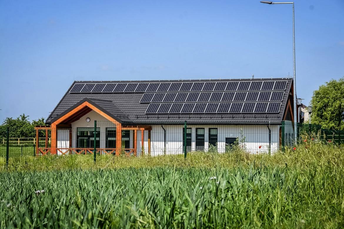 How to install solar panels on gerard roofs?