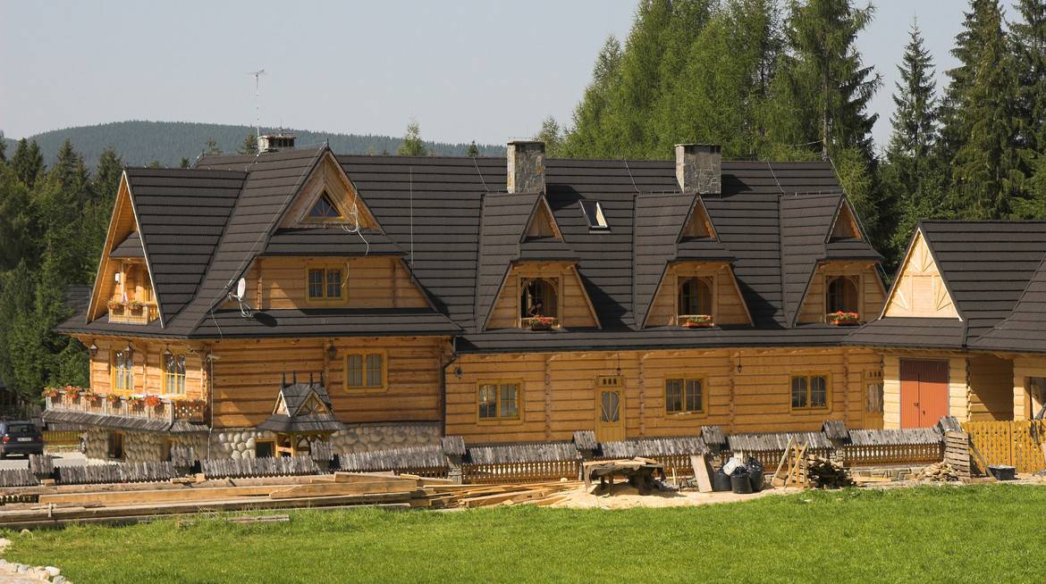 GERARD Fazsindely Antracit (Charcoal Carbon) Wooden house references from Poland