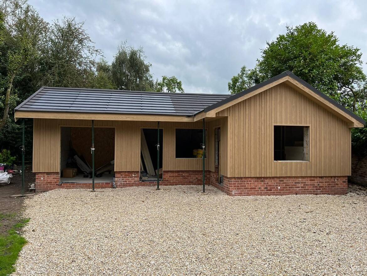 eQube Napelemes Tetőrendszer Eleganta Fekete