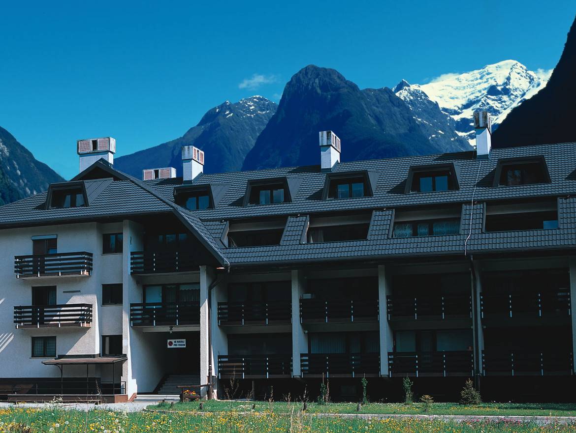 GERARD Klasszikus Antracit Kranjska Gora, Slovenia