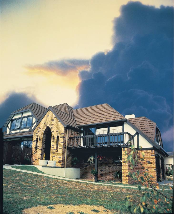 GERARD Milano kaštonas