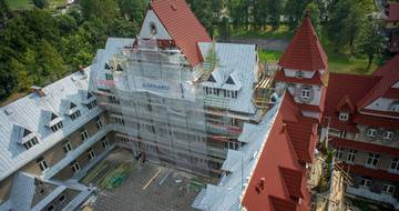 GERARD Heritage Spanskrødt Heritage Spanish red, Poland, Zakopane hospital