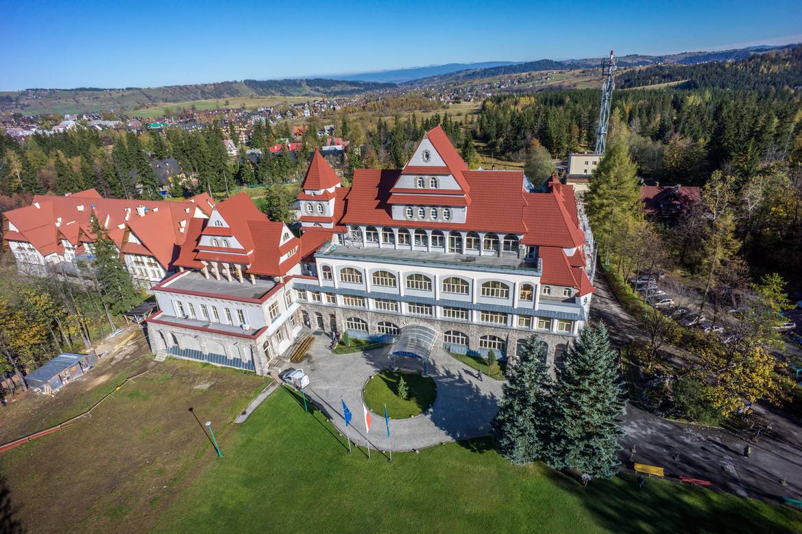 GERARD Heritage Spanskrødt Heritage Spanish red, Poland, Zakopane hospital