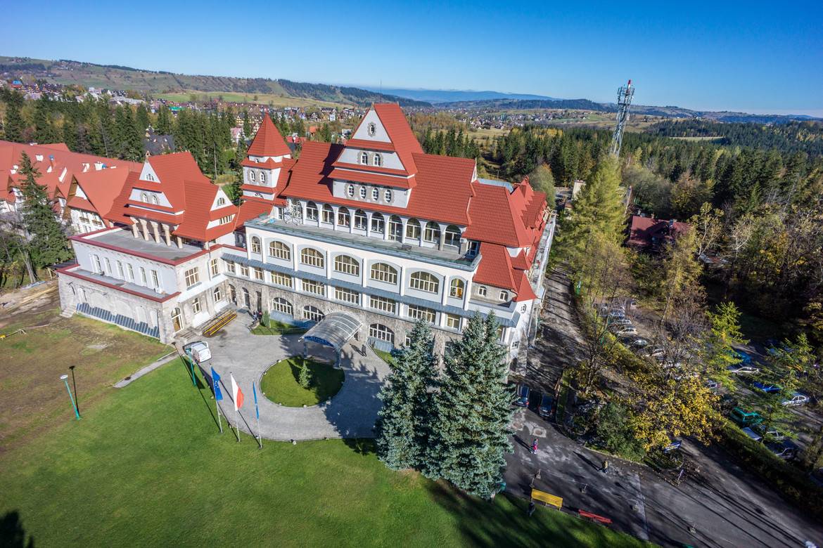 GERARD Heritage Spanskrødt Heritage Spanish red, Poland, Zakopane hospital