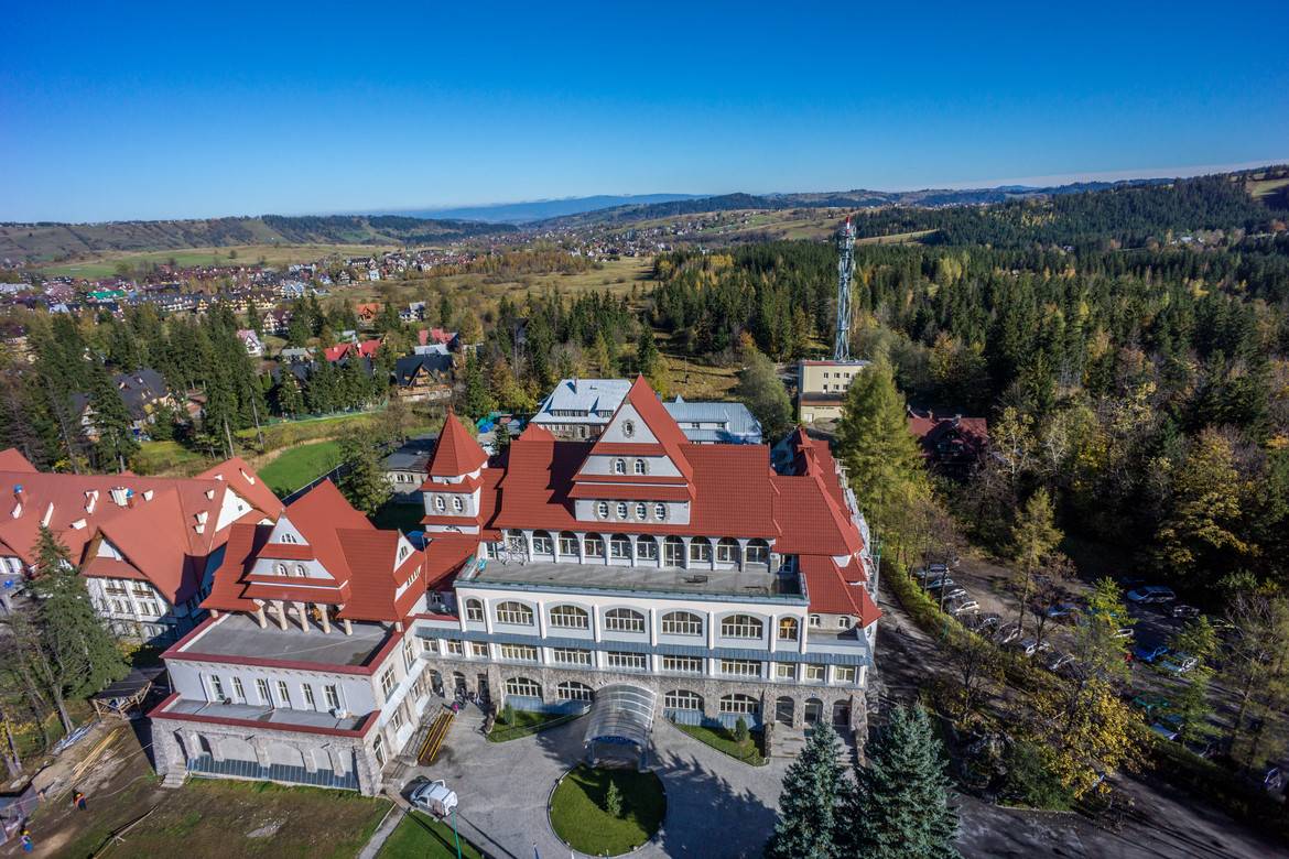 GERARD Heritage Spanskrødt Heritage Spanish red, Poland, Zakopane hospital