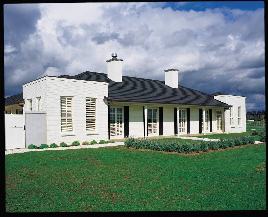 GERARD Corona Dark Silver