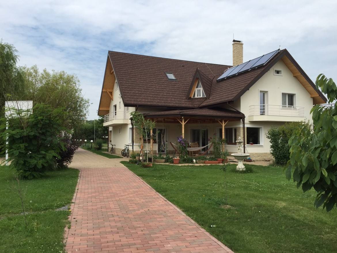 GERARD Senator bark România