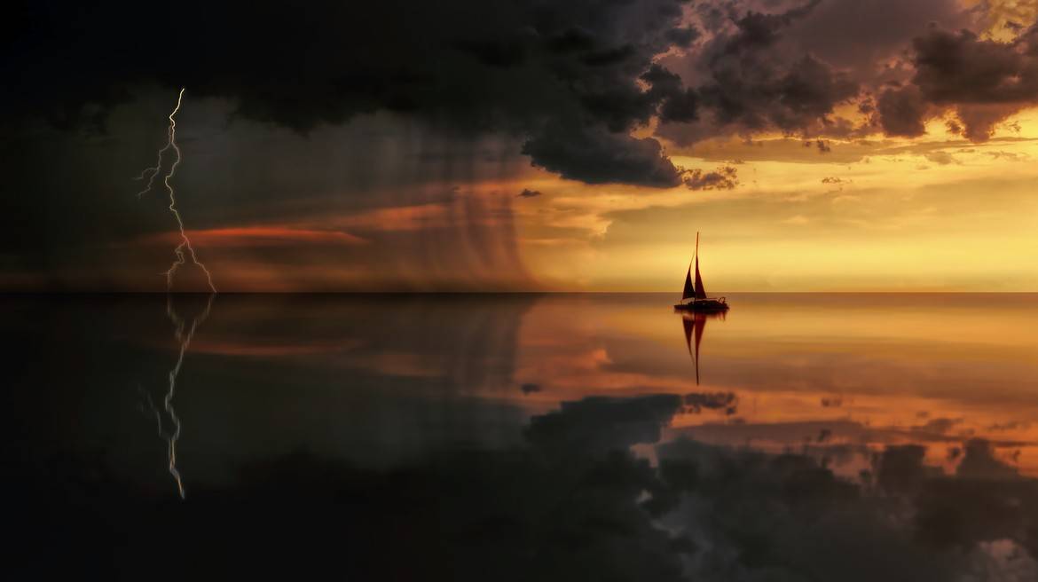 Un acoperiş rezistent la furtuni şi uşor de întreţinut este mai important ca niciodată