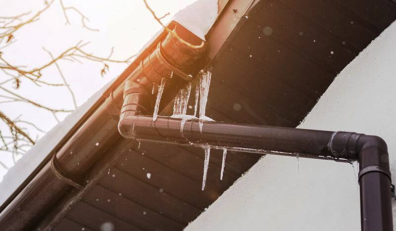 Verificarea locuinţei pe timp de iarnă: ce să inspectezi după vacanţă