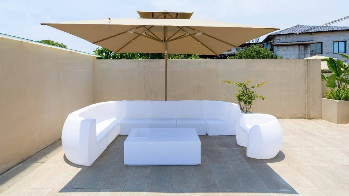 7 moduri super elegante de a crea umbră în spaţiile exterioare