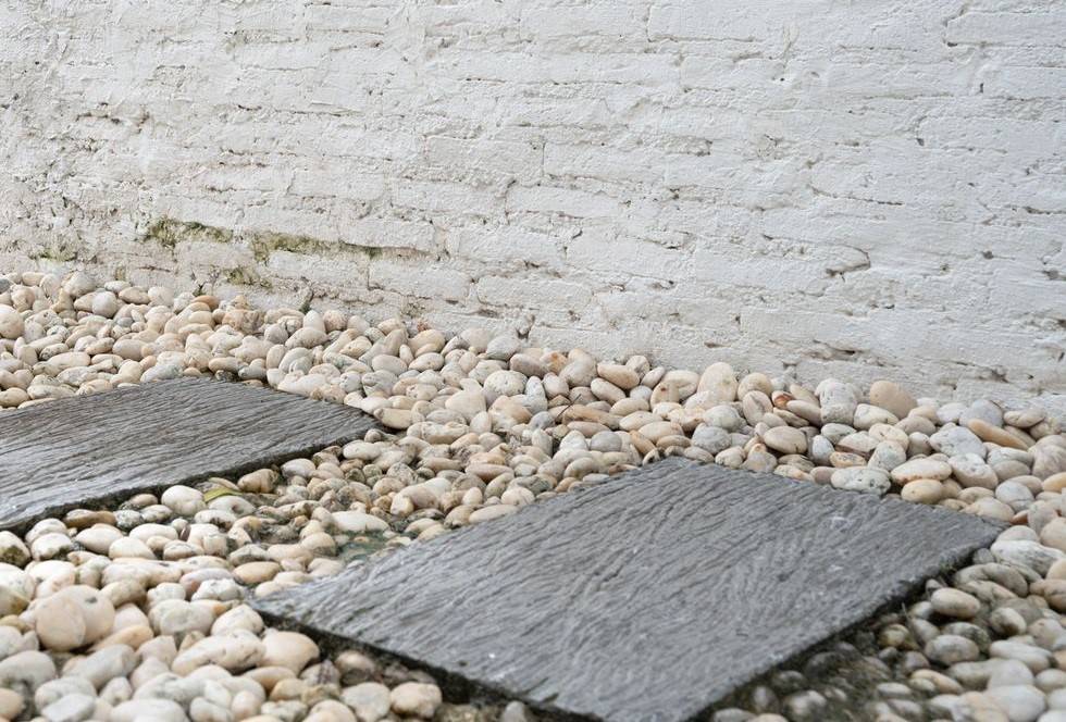 Modalităţi simple prin care vă puteţi proteja locuinţa împotriva pagubelor cauzate de apă sau de scurgeri