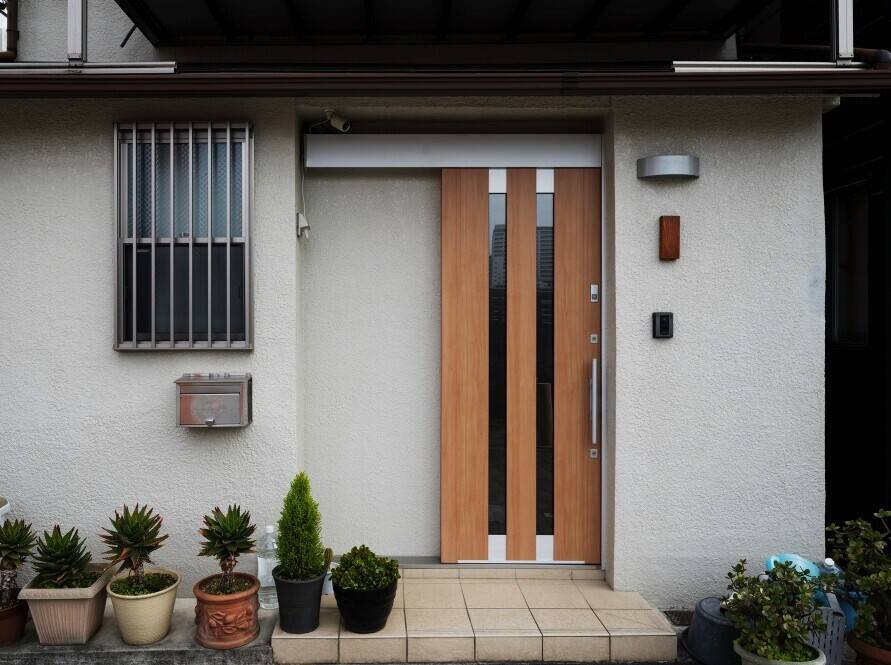 Ghid complet pentru securitatea casei în timpul vacanţei