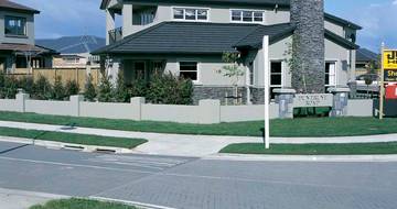 GERARD KORONA ŠINDRA Charcoal