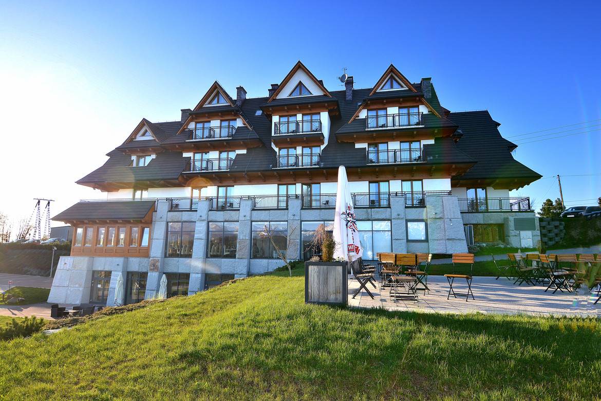 GERARD KORONA ŠINDRA Charcoal Hotel Zbójnicówka, Bukowina Tatrzańska