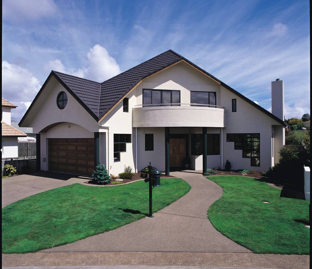 GERARD KLASIK Charcoal