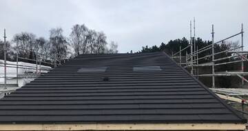 eQube solarni strešnik Eleganta Black