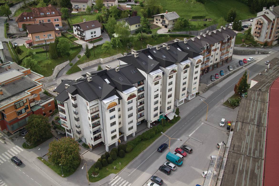 GERARD Diamant Charcoal Hrastnik, Slovenija