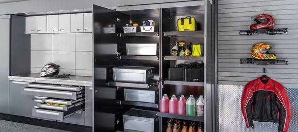 Glavni razlogi, zakaj se kopiči nered v garaži in kako ga odpraviti