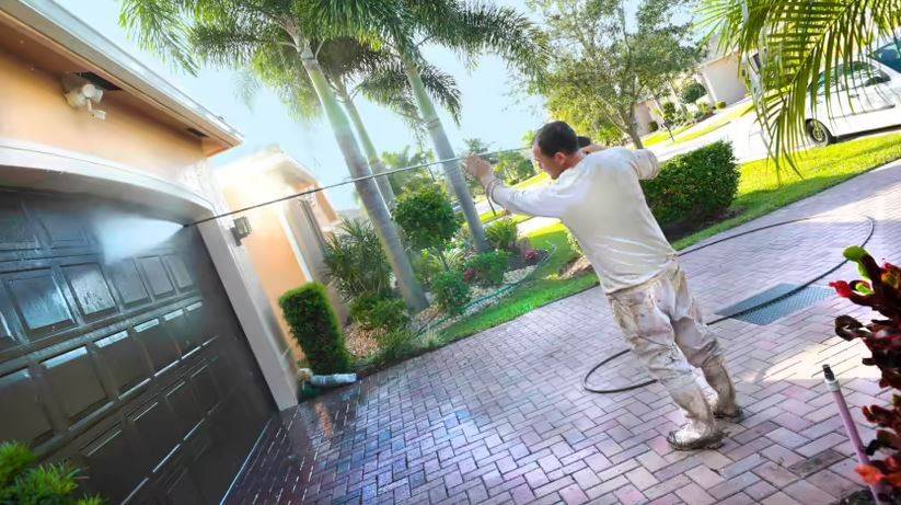 Kako pravilno uporabiti tlačni čistilnik pri pranju?