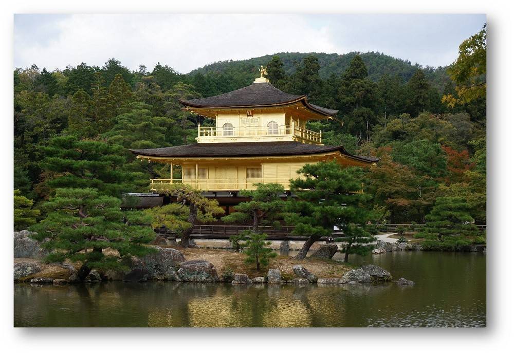 Raziskovanje sveta strešnih naklonov: stili, posebnosti in regionalni vplivi