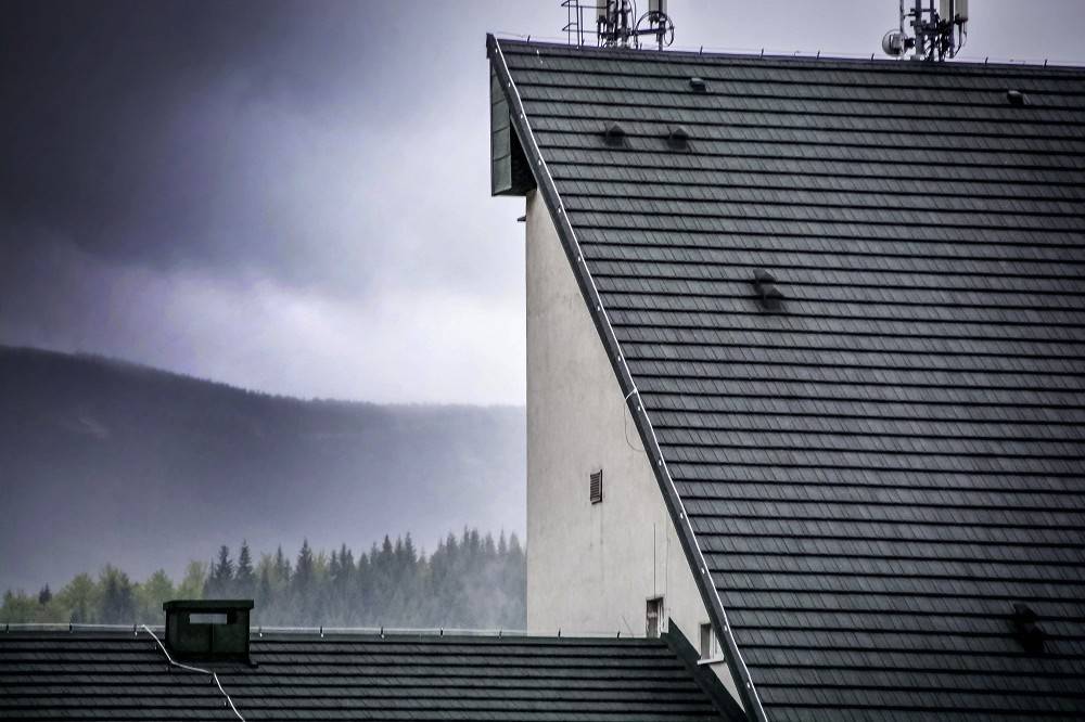Prenova strehe v sodelovanju z naravo