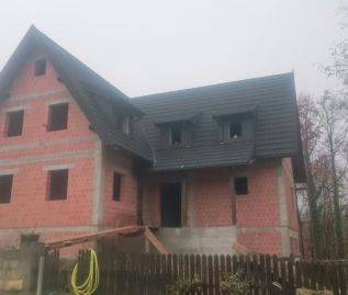 Obiteljska kuća