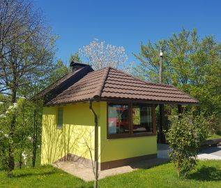 Obiteljska kuća