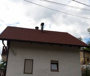 Obiteljska kuća