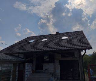 Obiteljska kuća