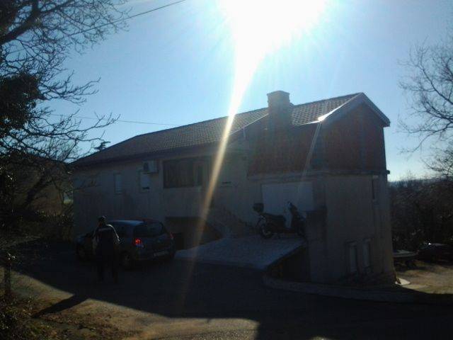 Obiteljska kuća