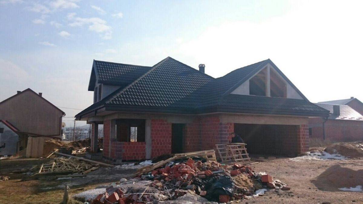Obiteljska kuća