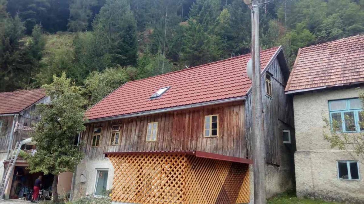 Obiteljska kuća