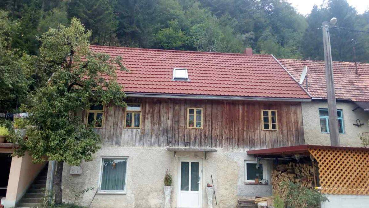 Obiteljska kuća