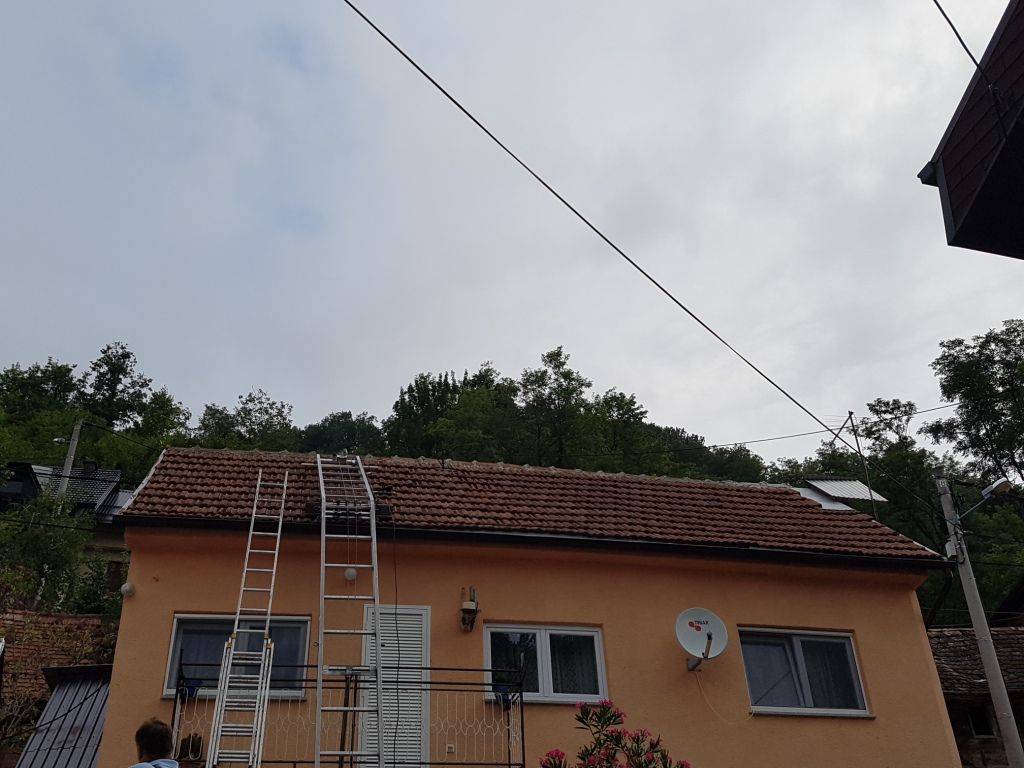 Obiteljska kuća