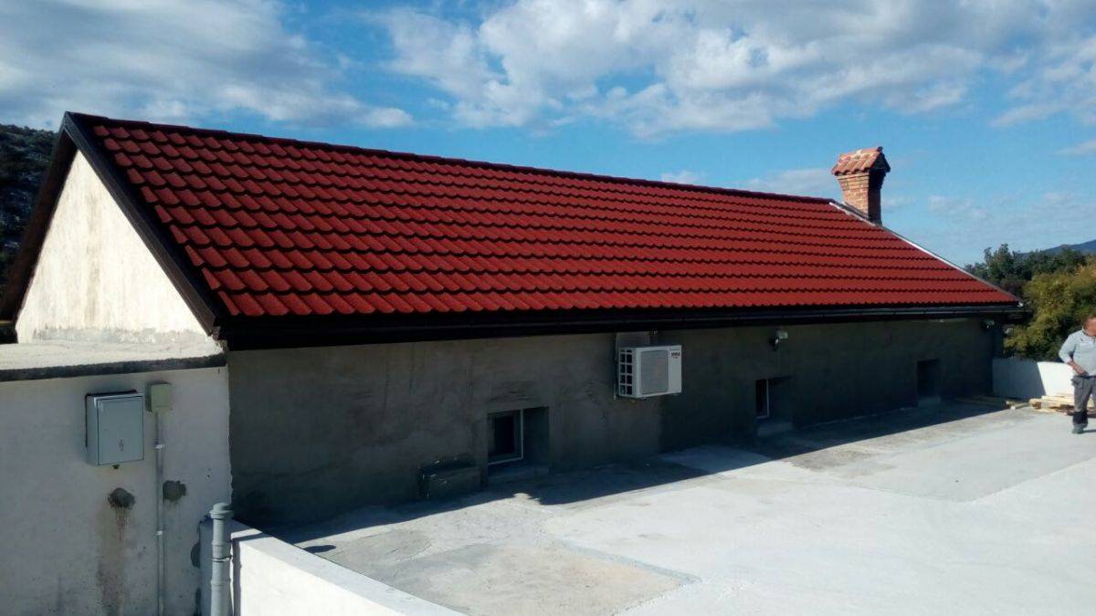 Obiteljska kuća
