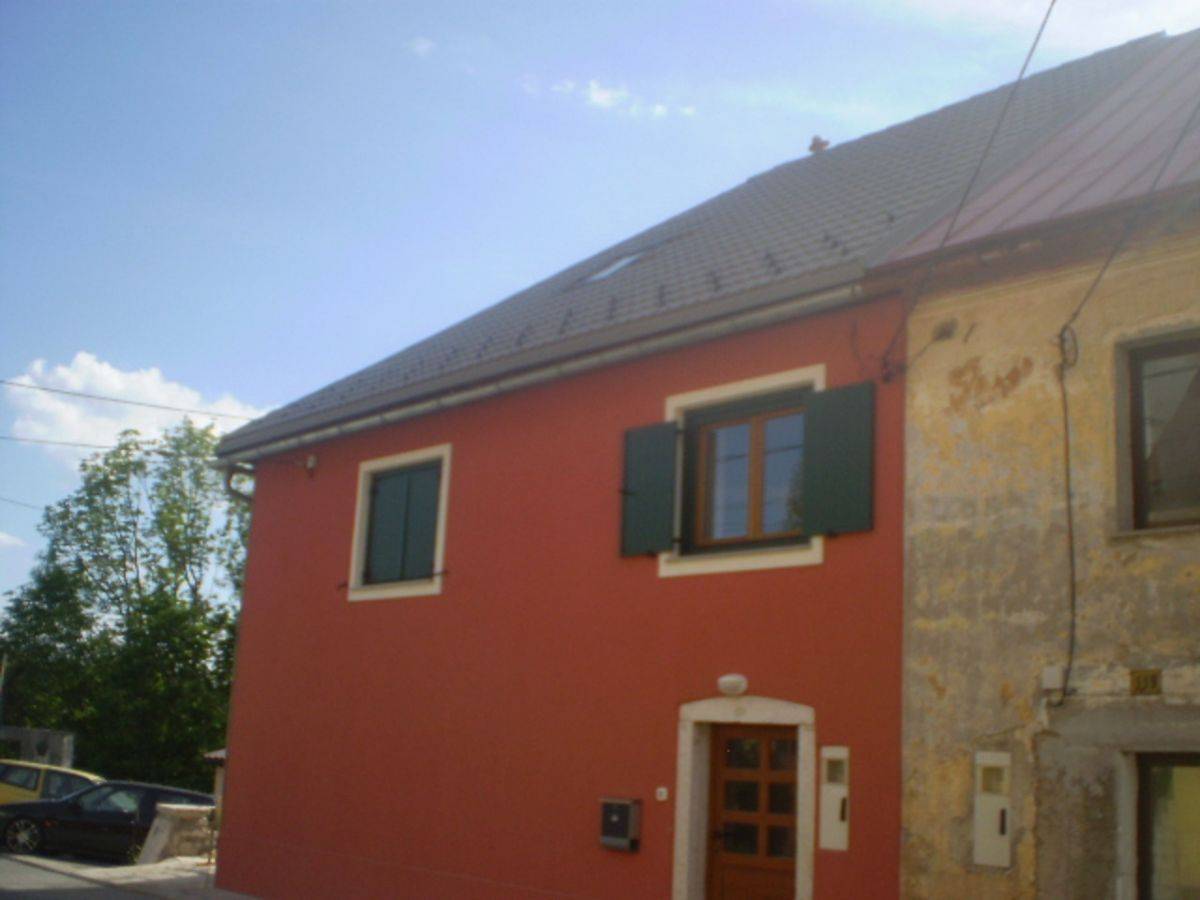 Obiteljska kuća