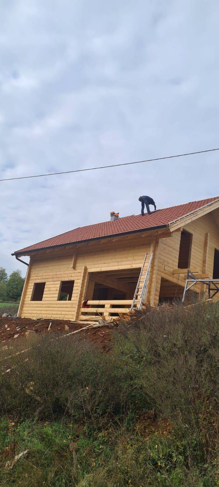 Obiteljska kuća