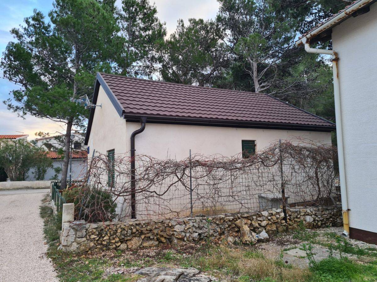 Obiteljska kuća