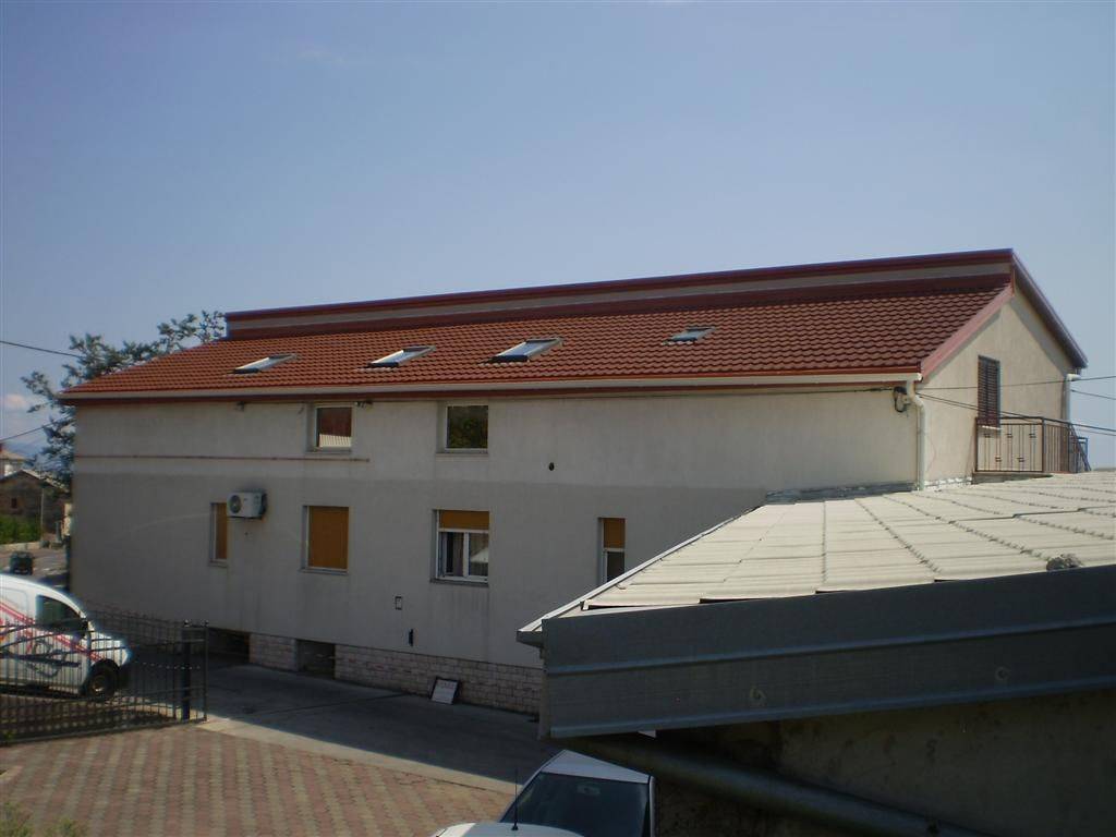 Obiteljska kuća