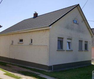 Családi ház