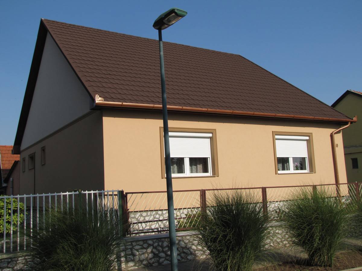 Családi ház, nyeregtető