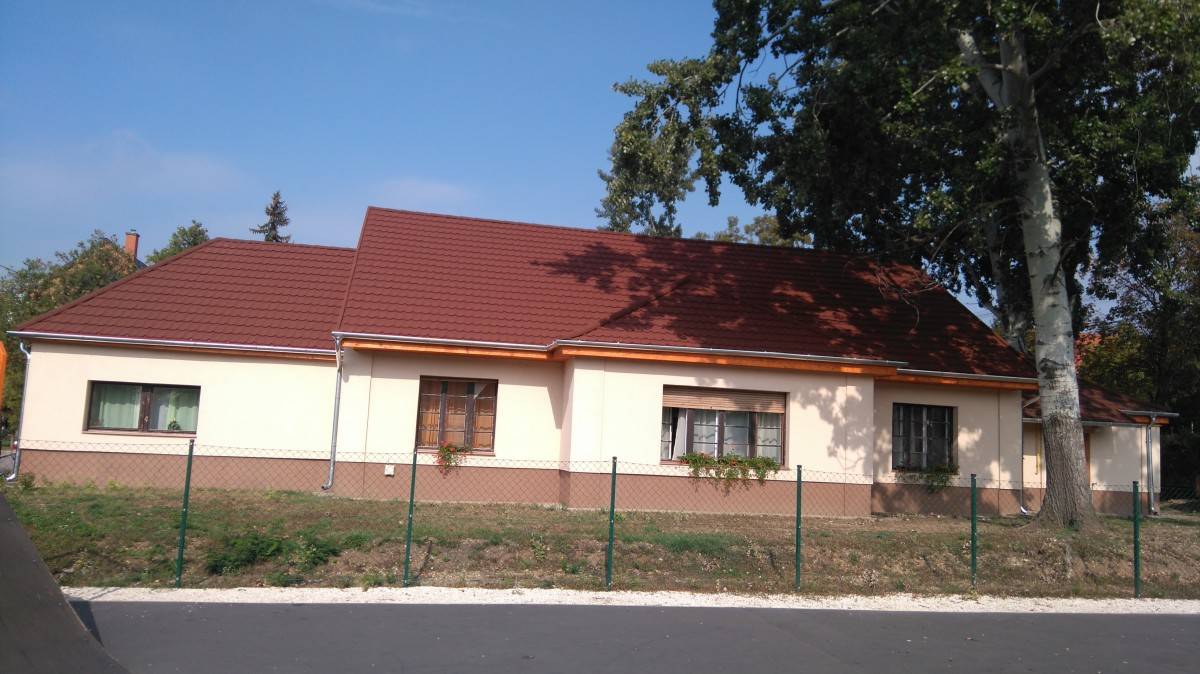 Alapszolgáltatási Központ